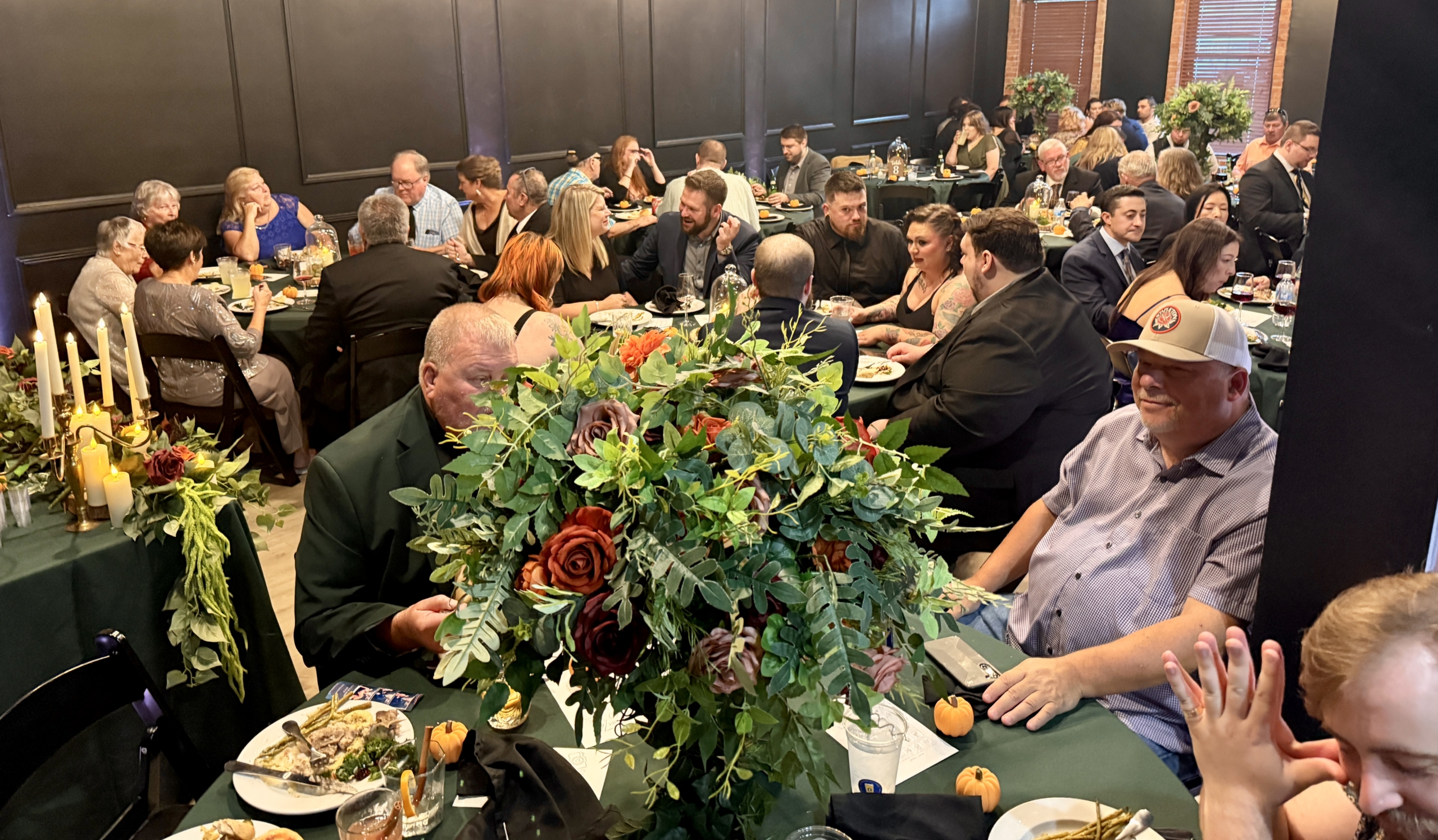 Mahl-Hill During Dinner