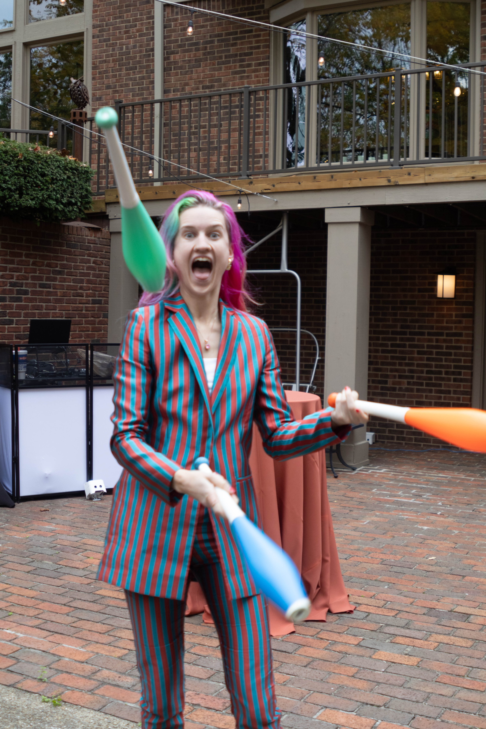 Rock-Villanyi - Juggler 1