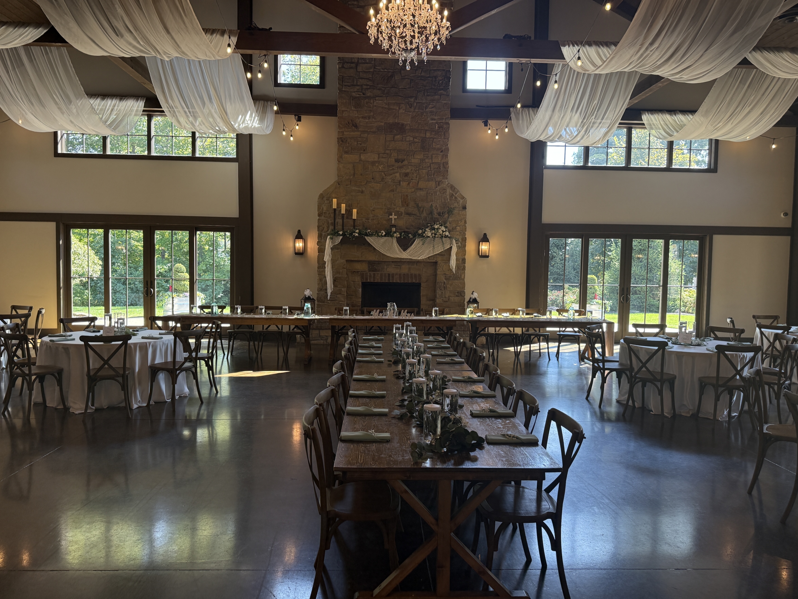 Barn at Bay Horse Inn Head Table