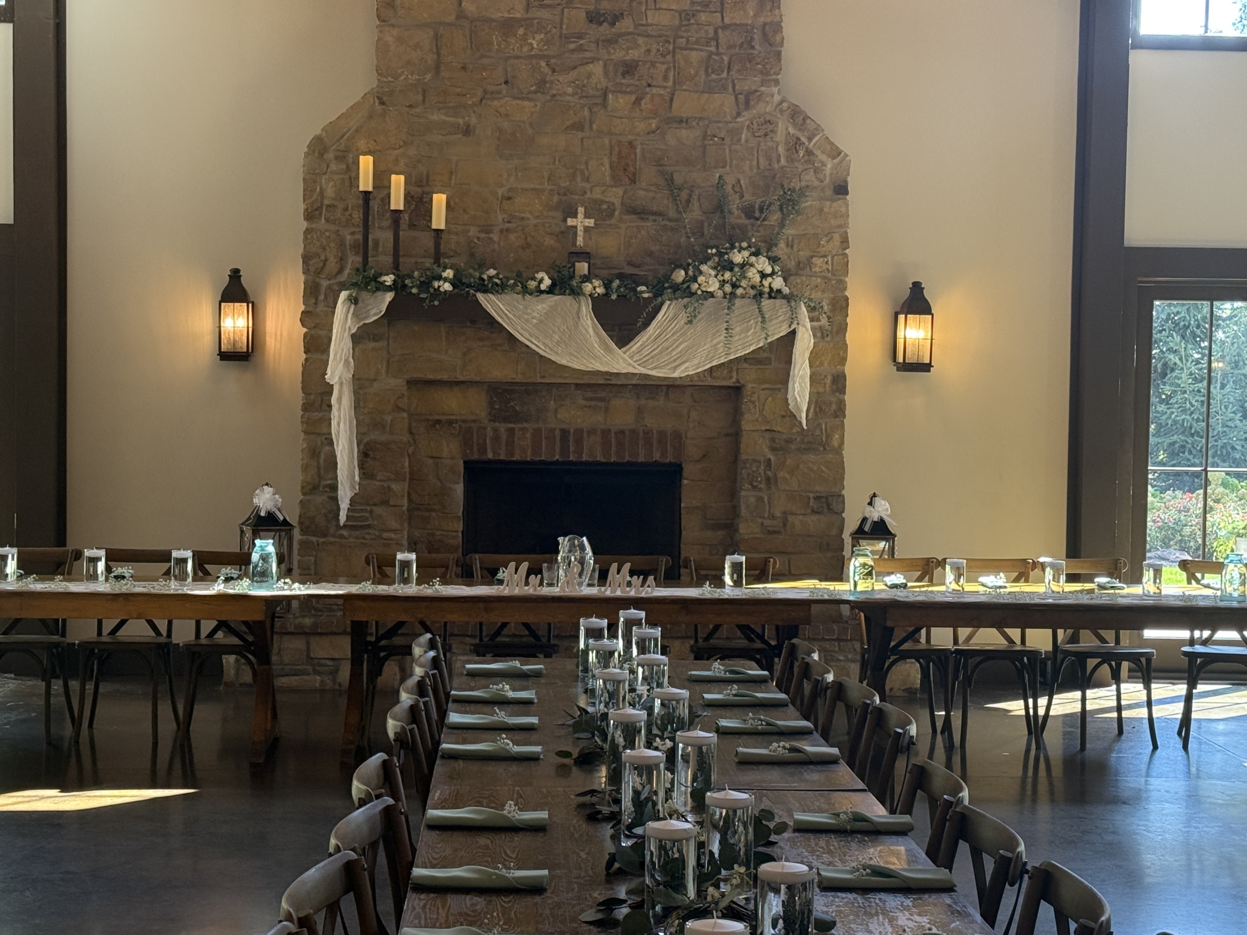 Barn at Bay Horse Inn Head Table